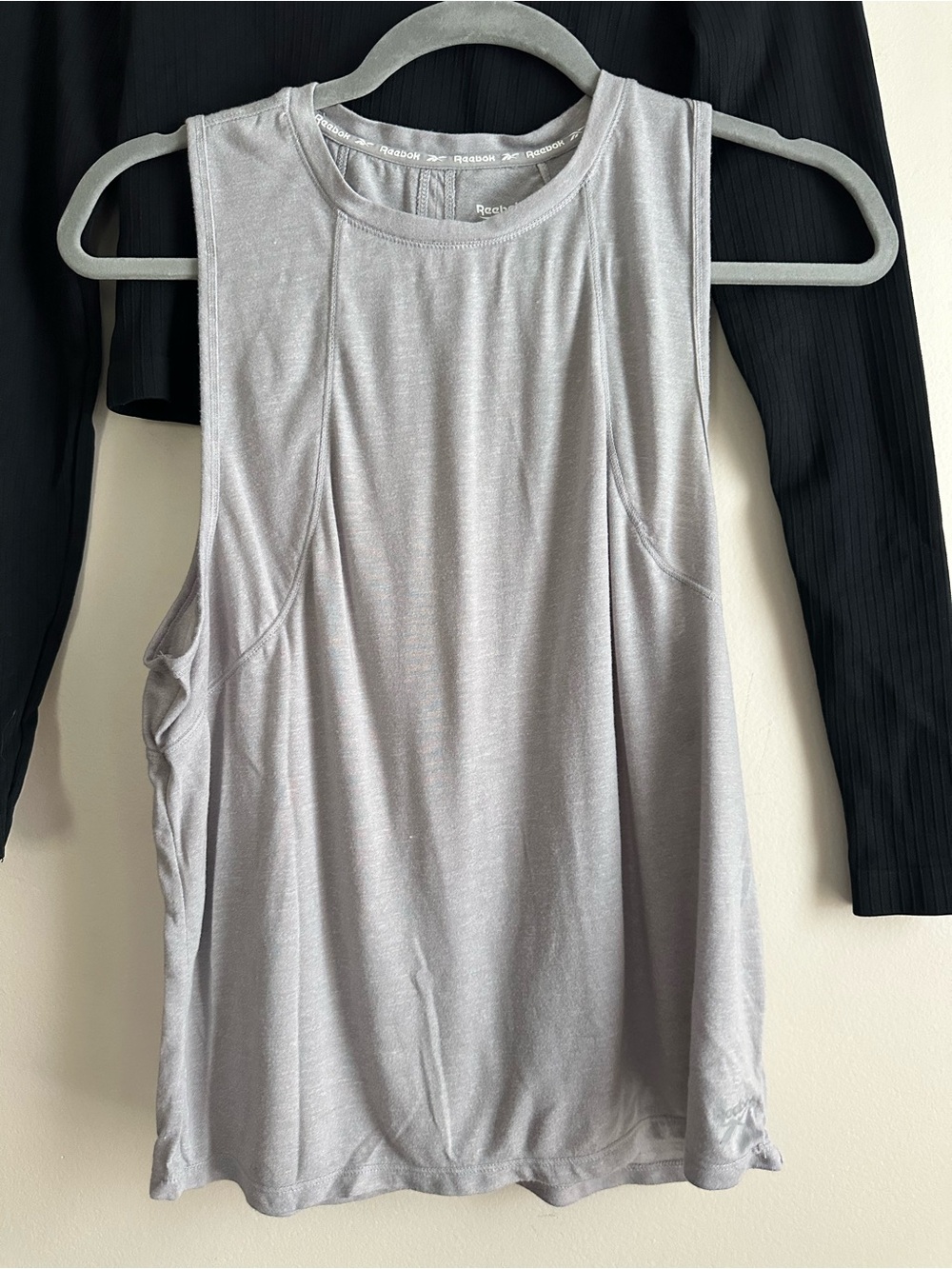 Bundle of 3 Athletic Tops - Picture 5 of 10